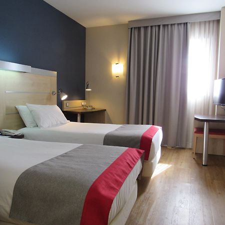 Holiday Inn Express Malaga Airport By Ihg Bagian luar foto