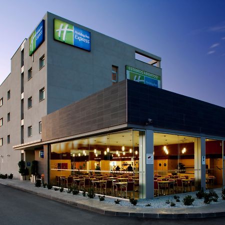Holiday Inn Express Malaga Airport By Ihg Bagian luar foto