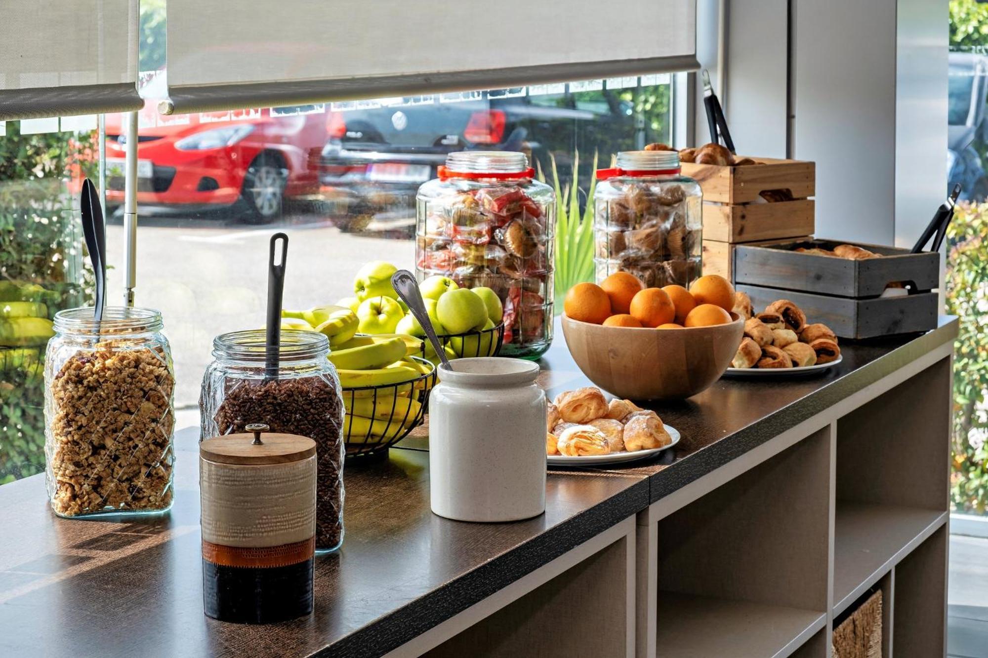Holiday Inn Express Malaga Airport By Ihg Bagian luar foto